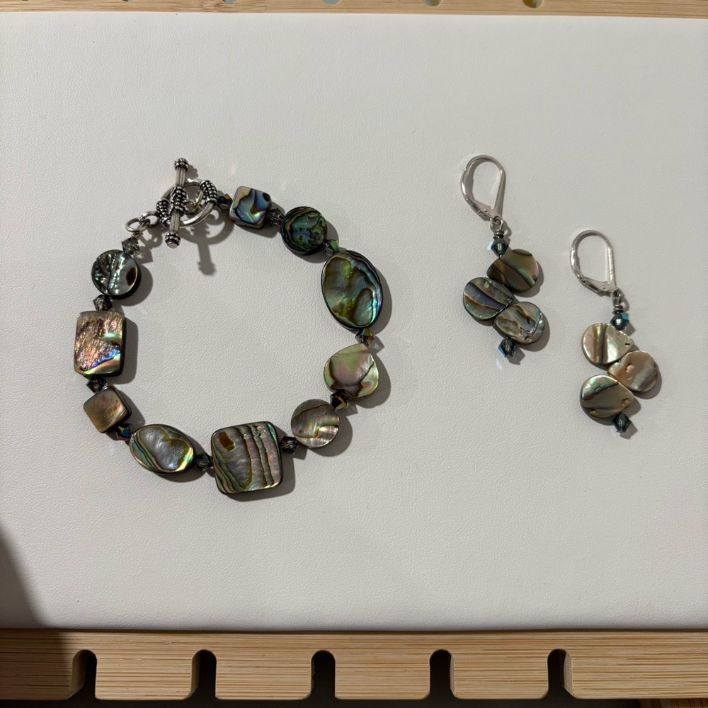 DKD Karen Dentinger Abalone Shell Bracelet and Earring Set Sterling 925